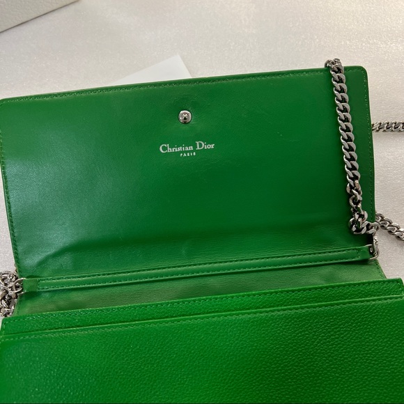 Diorama wallet on chain - Picture 7 of 12